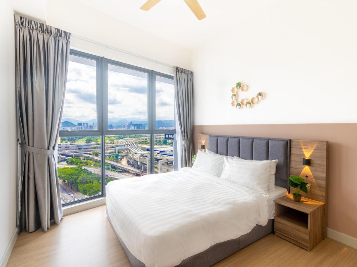 Greystone Continew Residensi Apartment *